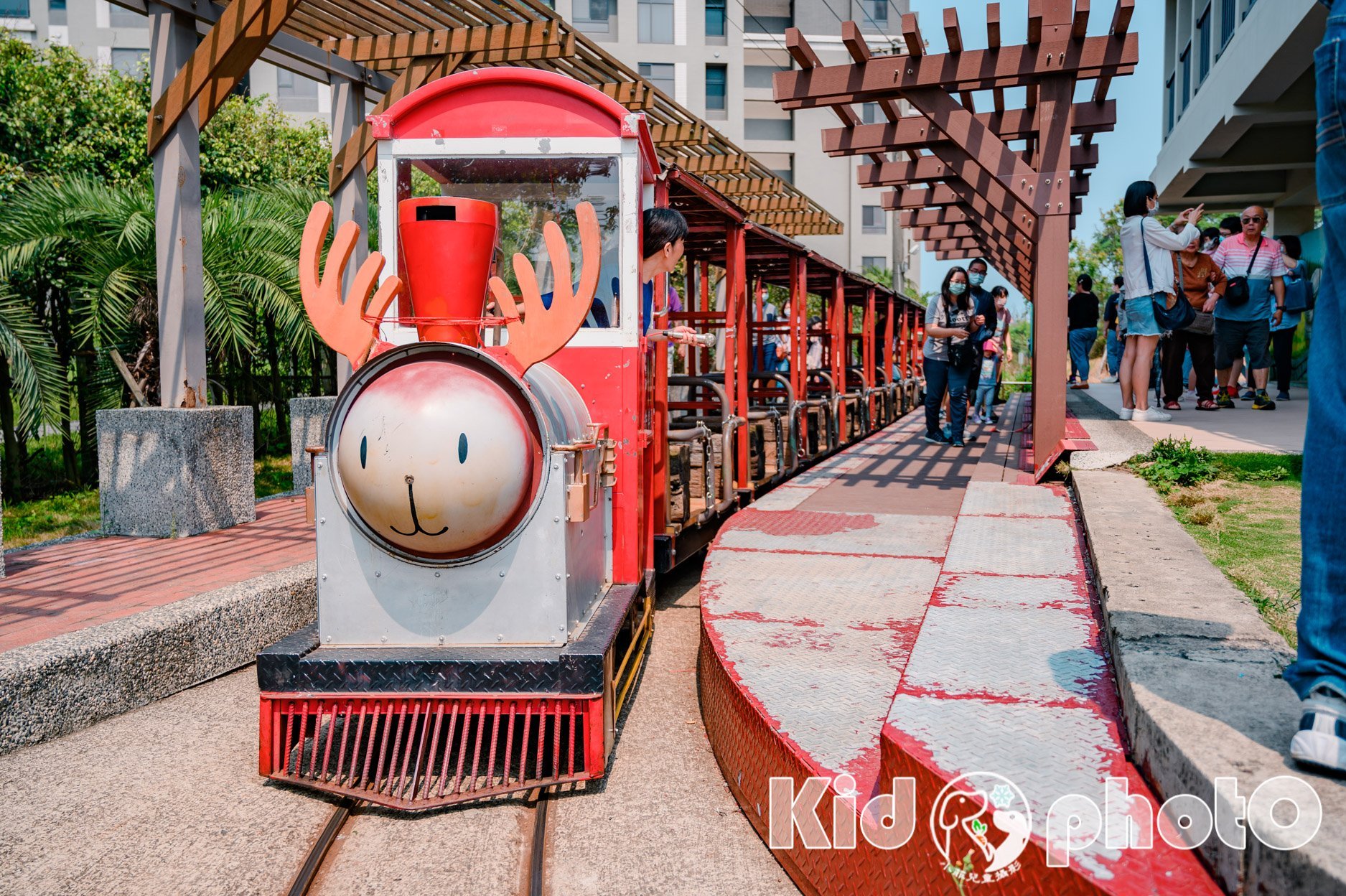 新竹市區景點〡槺榔驛〡來去搭麋鹿小火車, 小孩五十元遊槺榔, 火車迷必踩親子點, Q萌12生肖伴遊