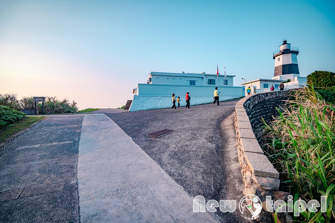 新北石門景點〡富貴角公園〡台灣最北燈塔。老梅迷宮。富貴角燈塔步道。北海岸國家風景區