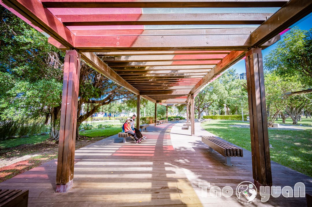桃園市區景點〡風禾公園〡桃園最長滾輪溜滑梯, 體驗超快感的速度, 兒童水果遊戲場