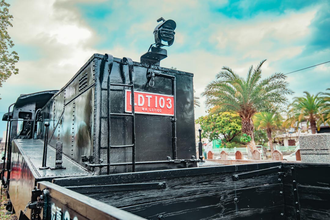 花蓮市區景點〡花蓮鐵道文化園區〡蜜糖油罐車, LDT103蒸汽機車, 等比例火車模型組