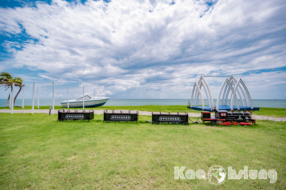 高雄彌陀景點〡愛琴海岸海景度假農場, 坐擁紓壓海景享受放鬆時刻, 可愛風和浪漫系造景拍到手軟, 海景第一排咖啡廳, 有趣親子互動遊具, 高雄親子景點