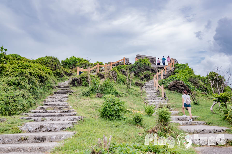 屏東恆春景點〡貓鼻頭公園〡後壁湖旁的觀光景點, 坐擁遼闊山海景, 特殊地貌盡收眼底, 山頂上的巨貓, 貓語藝術地景打卡, 目前免收門票