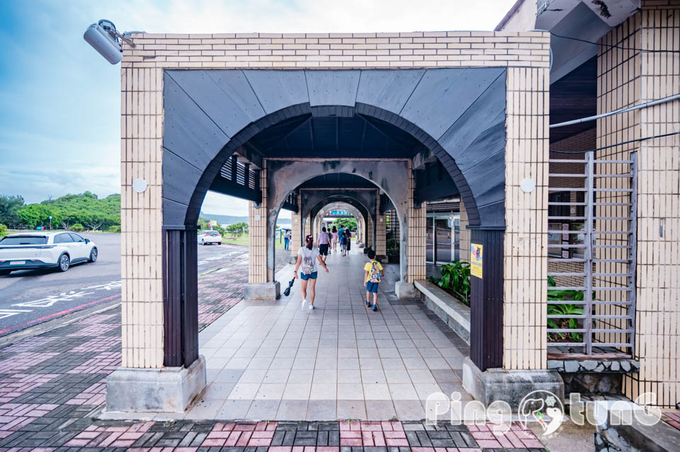 屏東恆春景點〡貓鼻頭公園〡後壁湖旁的觀光景點, 坐擁遼闊山海景, 特殊地貌盡收眼底, 山頂上的巨貓, 貓語藝術地景打卡, 目前免收門票