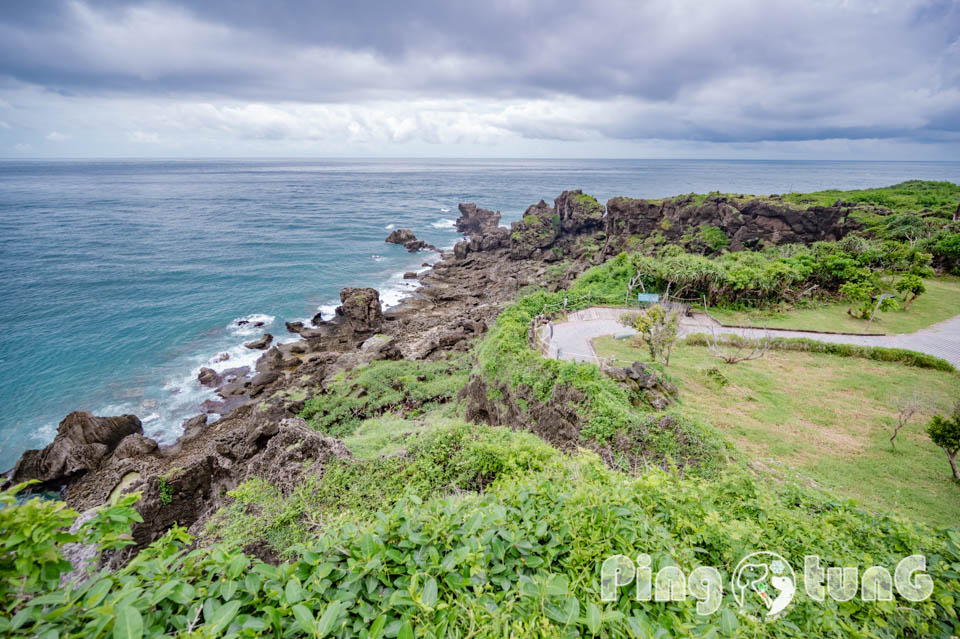 屏東恆春景點〡貓鼻頭公園〡後壁湖旁的觀光景點, 坐擁遼闊山海景, 特殊地貌盡收眼底, 山頂上的巨貓, 貓語藝術地景打卡, 目前免收門票