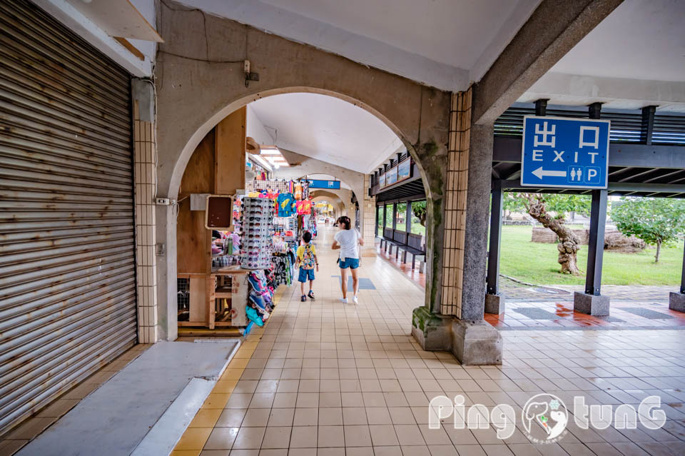 屏東恆春景點〡貓鼻頭公園〡後壁湖旁的觀光景點, 坐擁遼闊山海景, 特殊地貌盡收眼底, 山頂上的巨貓, 貓語藝術地景打卡, 目前免收門票