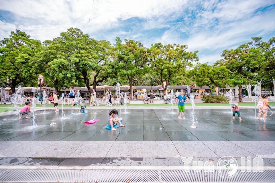 雲林斗六景點〡斗六膨鼠森林公園〡好鄰居金瓜鼠公園, 多樣化遊具設施增添新鮮感, 松果子滑梯好玩又吸睛, 走步道與松鼠不期而遇, 超威親子公園