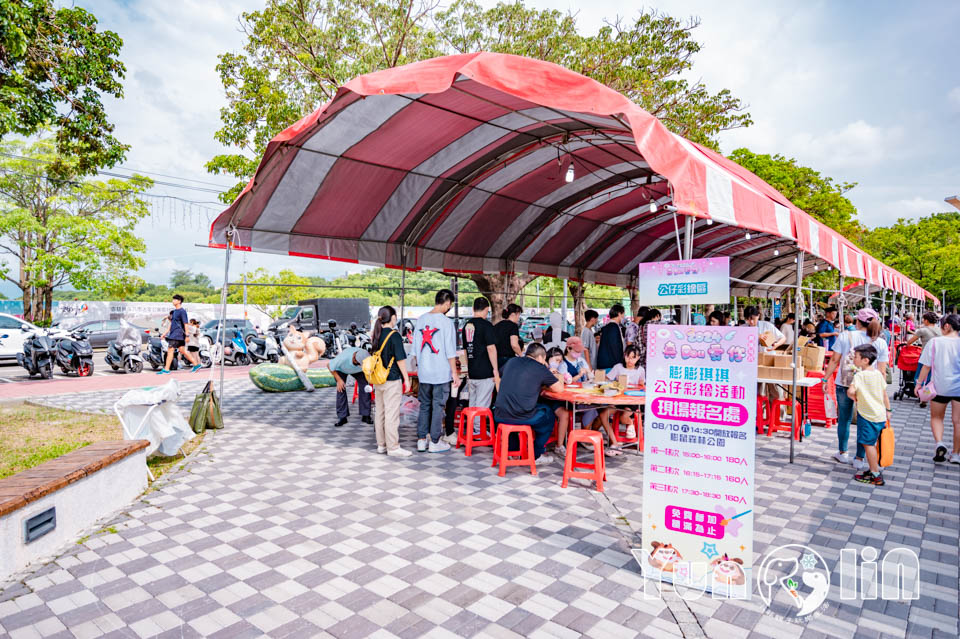 雲林斗六景點〡斗六膨鼠森林公園〡好鄰居金瓜鼠公園, 多樣化遊具設施增添新鮮感, 松果子滑梯好玩又吸睛, 走步道與松鼠不期而遇, 超威親子公園