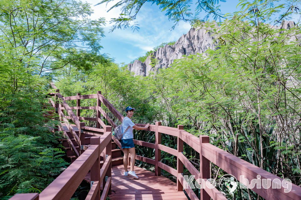 高雄彌陀景點〡漯底山自然公園〡軍事用地變身觀光景點, 超迷你版月世界, 碉堡觀景台賞景, 必走漯底山吊橋