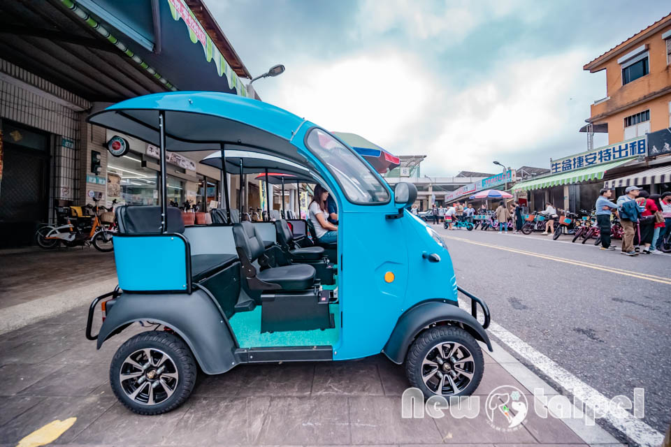 新北貢寮景點〡福隆舊草嶺隧道〡跨越兩縣市的隧道, 期間限定光之影藝術廊道, 隧道專屬嘟嘟車可愛上市, 360度觀景台賞景看火車