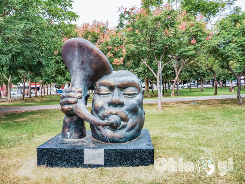 嘉義市區景點〡嘉義文化公園〡諸羅樹蛙共融遊戲場, 蛙蹼造型溜滑梯, 夏日地泉戲水池, 順遊文化路觀光夜市