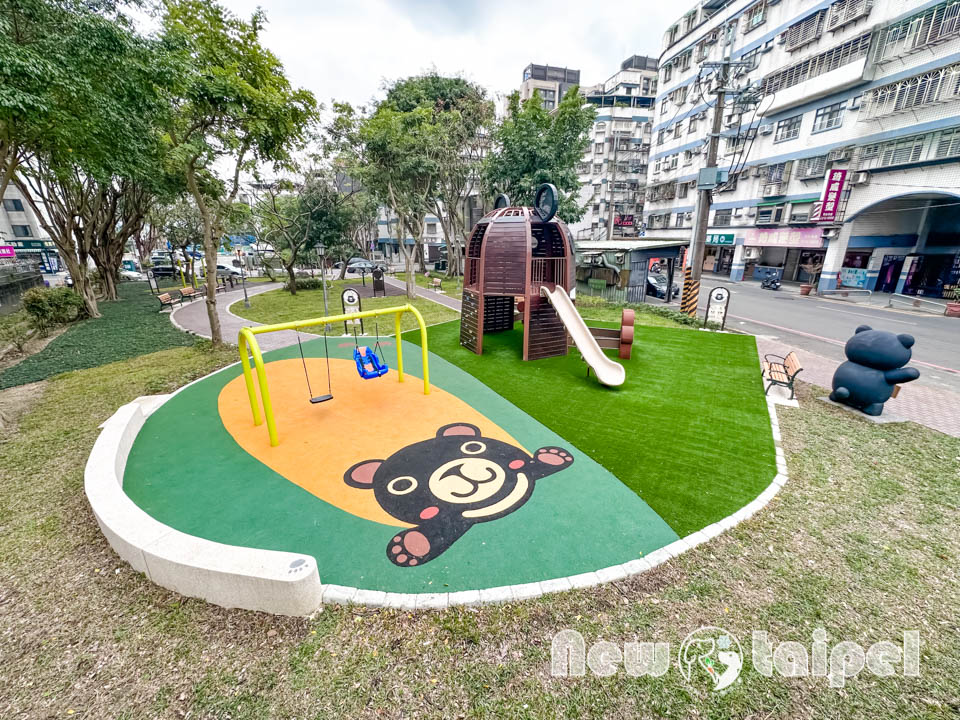 新北新店景點〡吉安公園〡台灣黑熊遊戲場, 勝利V領可愛爆吉, 黑熊主題共融公園