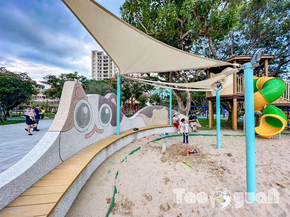 桃園平鎮景點〡廣仁公園〡貓狗大戰遊戲場, 小動物花園嬉戲, 貓咪沙池玩沙樂, 特色親子公園