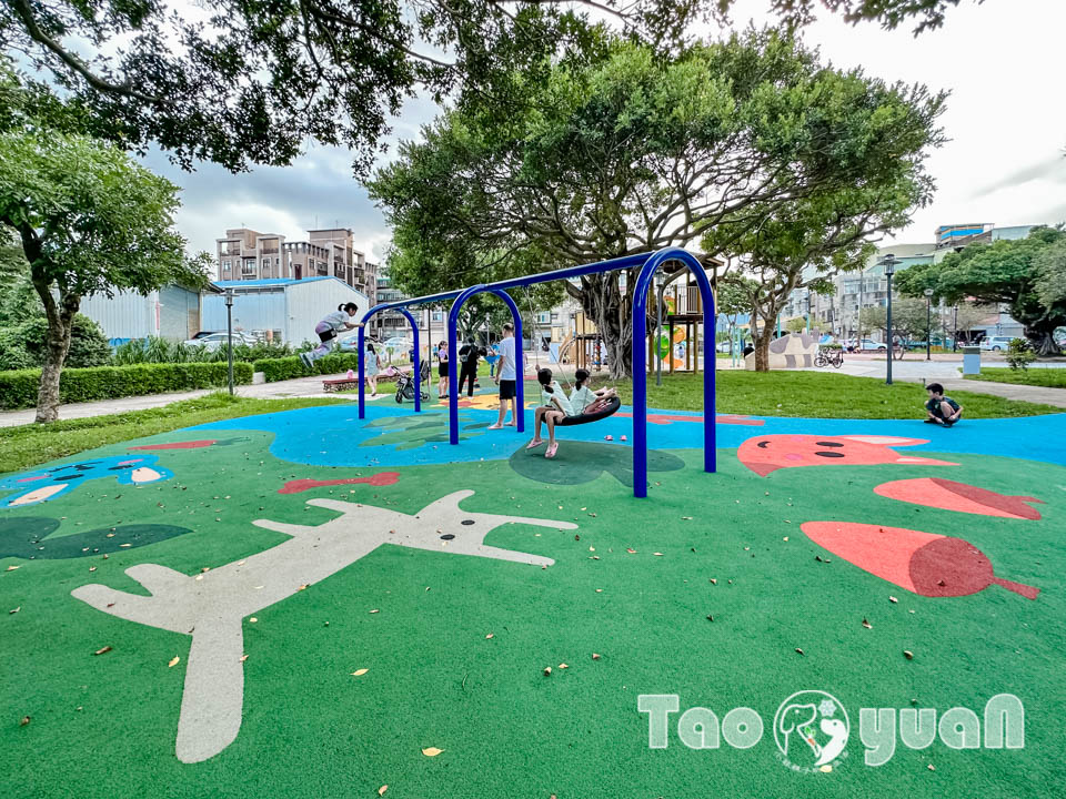 桃園平鎮景點〡廣仁公園〡貓狗大戰遊戲場, 小動物花園嬉戲, 貓咪沙池玩沙樂, 特色親子公園