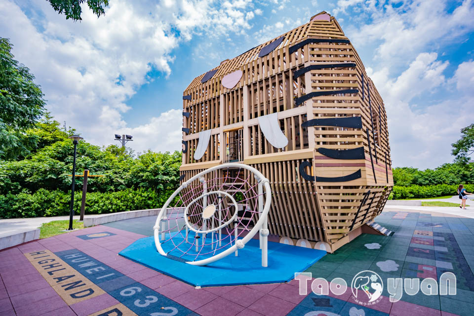 雲林虎尾景點〡虎尾632高地公園〡虎尾632親水公園, Q萌虎爺特色遊戲場, 如虎添翼叢林戲水區, 水陸雙享受親子公園