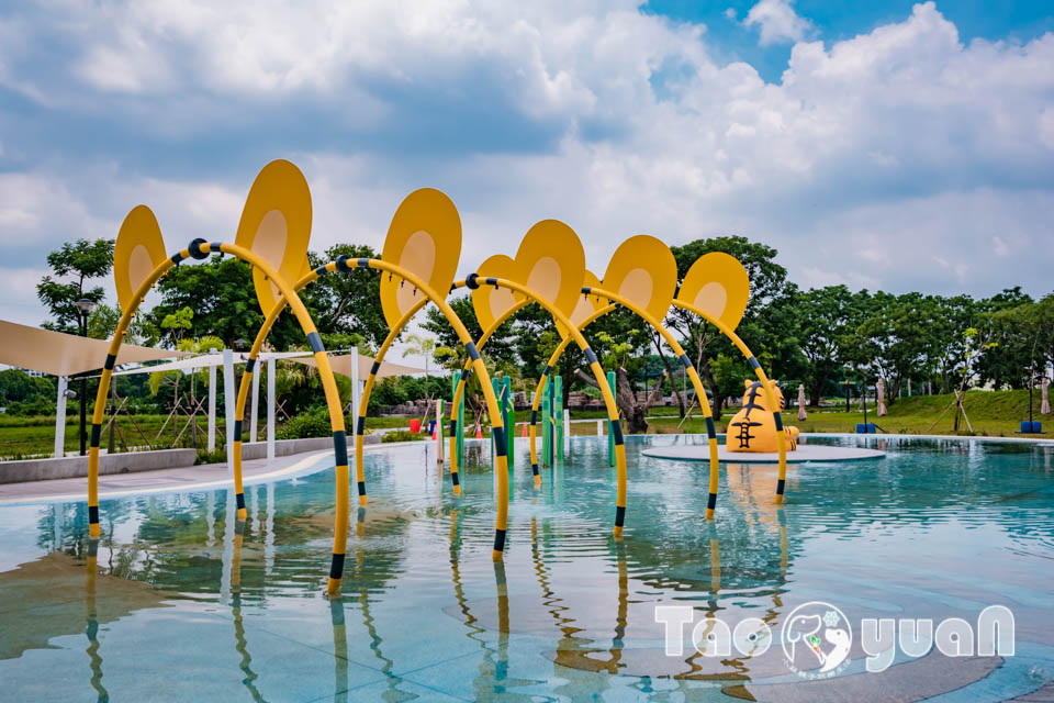 雲林虎尾景點〡虎尾632高地公園〡虎尾632親水公園, Q萌虎爺特色遊戲場, 如虎添翼叢林戲水區, 水陸雙享受親子公園