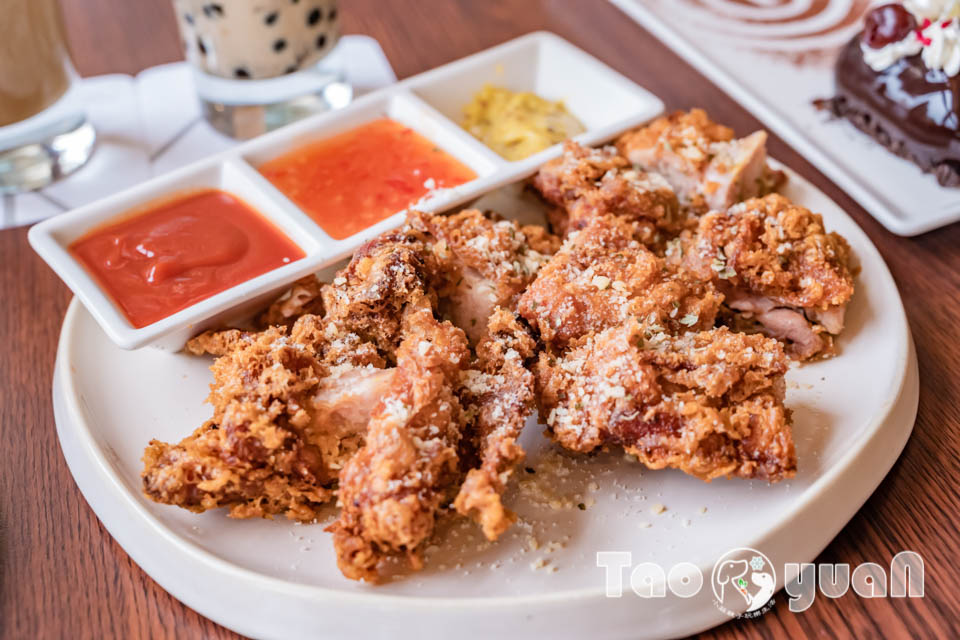 桃園中壢住宿〡南方莊園渡假飯店〡多功能戲水池加碼水療SPA, 南遊記FUN暑假闖關活動, 戶外大草坪暢玩多款遊具, 一起吧餐廳享用貴婦下午茶