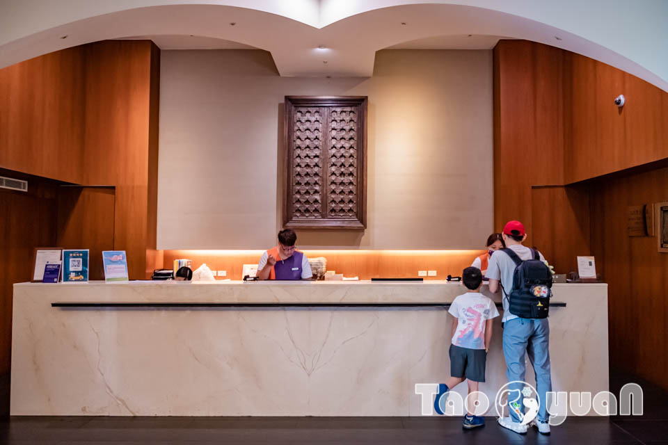 桃園中壢住宿〡南方莊園渡假飯店〡多功能戲水池加碼水療SPA, 南遊記FUN暑假闖關活動, 戶外大草坪暢玩多款遊具, 一起吧餐廳享用貴婦下午茶