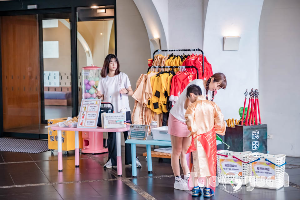 桃園中壢住宿〡南方莊園渡假飯店〡多功能戲水池加碼水療SPA, 南遊記FUN暑假闖關活動, 戶外大草坪暢玩多款遊具, 一起吧餐廳享用貴婦下午茶