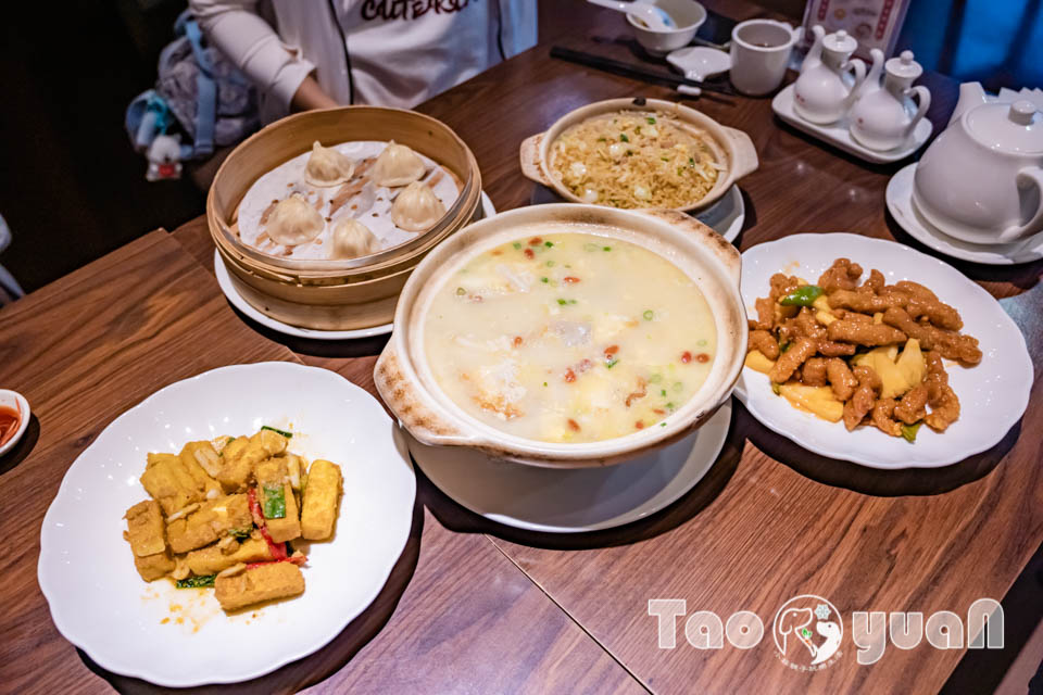 桃園中壢住宿〡南方莊園渡假飯店〡多功能戲水池加碼水療SPA, 南遊記FUN暑假闖關活動, 戶外大草坪暢玩多款遊具, 一起吧餐廳享用貴婦下午茶