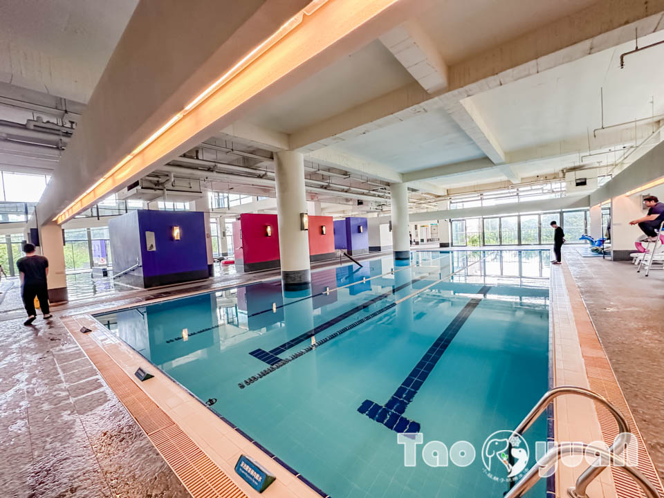 桃園中壢住宿〡南方莊園渡假飯店〡多功能戲水池加碼水療SPA, 南遊記FUN暑假闖關活動, 戶外大草坪暢玩多款遊具, 一起吧餐廳享用貴婦下午茶