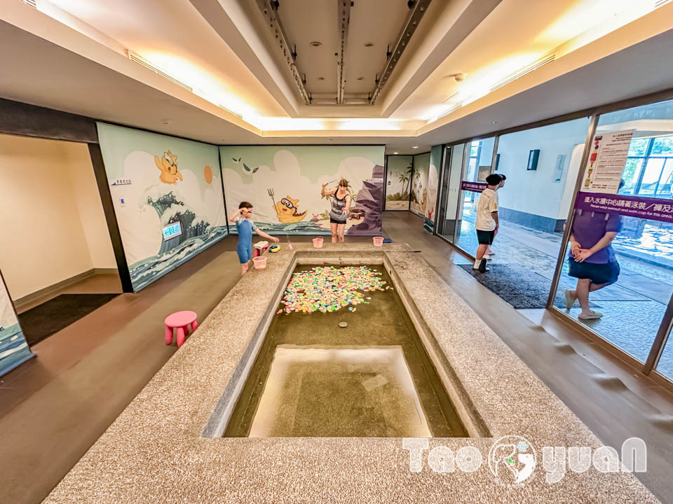 桃園中壢住宿〡南方莊園渡假飯店〡多功能戲水池加碼水療SPA, 南遊記FUN暑假闖關活動, 戶外大草坪暢玩多款遊具, 一起吧餐廳享用貴婦下午茶