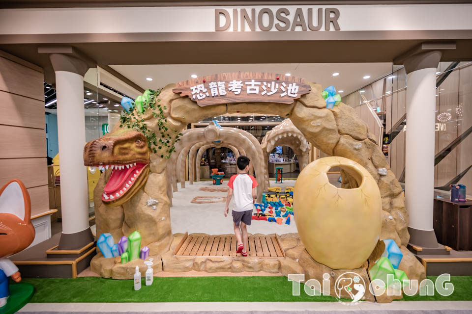 DSC_3040 台中市區景點〡樂米樂園台中北歐旗艦館, Love Me樂米樂園, 暢玩十大主題遊戲區, 皇家超市和貴婦廚房, 玩不膩的百萬球池, 600坪大空間無限時開心玩