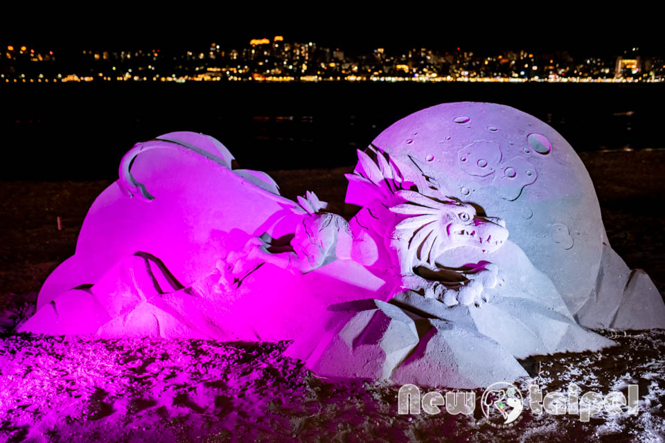 DSC_3174 新北八里景點〡2025八里城市沙雕展〡數碼寶貝回來了, 八里左岸公園超進化, 走進能量隧道展開冒險之旅