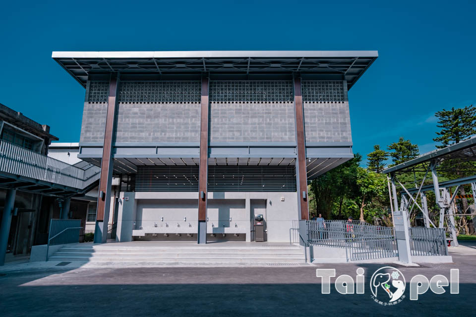 台北信義景點〡國家鐵道博物館〡永垂不朽的鐵道故事, 感受記憶的溫度, 鐵道明星追追追, 假日限定藍皮柴油列車乘車體驗