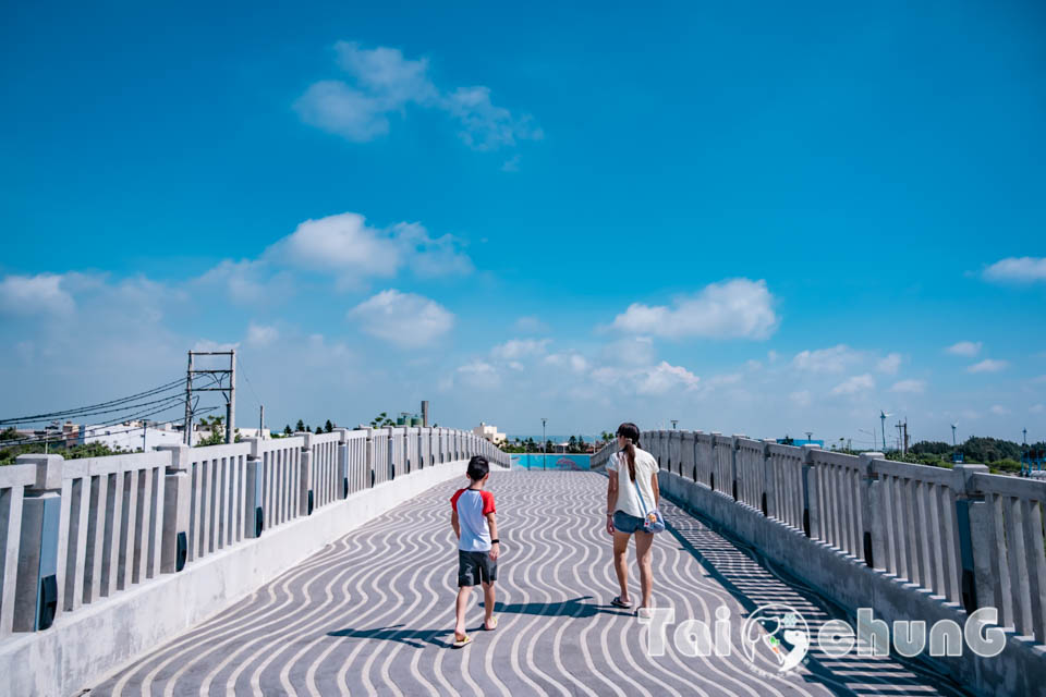 DSC_7229 台中大安景點〡大安港馬祖文化園區〡蓮花建築遊客中心, 台中海線媽祖的守護, 特色海翁橋別錯過, 順遊大安濱海樂園