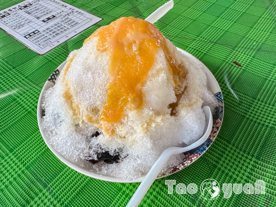 IMG_5306 桃園觀音景點〡蓮荷園休閒農場〡體驗六師弟大王蓮輕功水上漂, 數十種花卉造景美拍加分, 特色美味南瓜蓮子冰