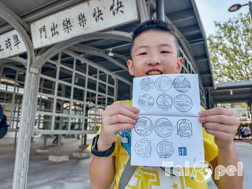 台北信義景點〡國家鐵道博物館〡永垂不朽的鐵道故事, 感受記憶的溫度, 鐵道明星追追追, 假日限定藍皮柴油列車乘車體驗