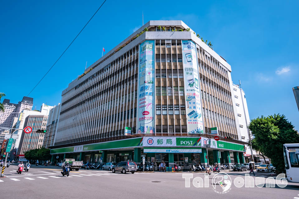 台中市區景點〡郵政博物館台中館〡免門票室內親子景點, 郵趣時光回憶重現, 六大展區各有千秋, 獨家集郵業務櫃台