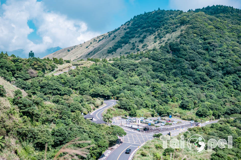 台北市區景點〡七星山步道〡台北第一高峰七星山主峰, 七星山小油坑步道, 北部賞秋芒好去處, 神秘秘境夢幻湖
