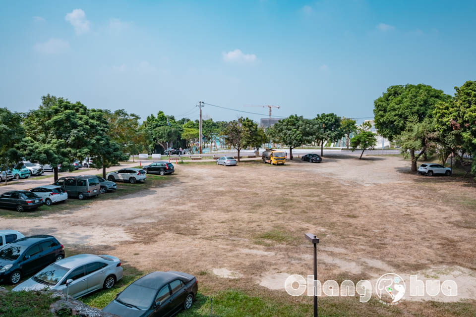 彰化市區景點〡八卦山天空遊戲場〡暢玩雲朵造型遊具, 天空觀景台俯瞰市容, 小型幫浦戲水區, 家長也能同樂的遊戲場, 享受漫步在雲端的舒心感