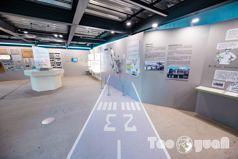 DSC_9903 桃園大園景點〡航空城博物館園區〡戀戀家園記住家的模樣, 帥氣十足的黑貓軍團守衛隊 ,免門票探索機庫與警戒室, 05機堡公園