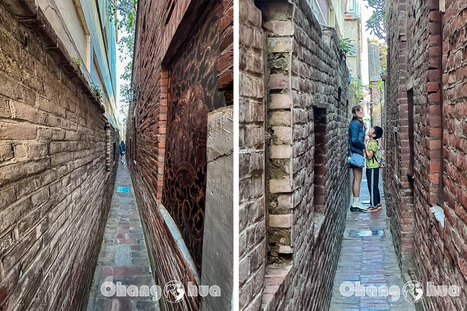 彰化鹿港景點〡鹿港龍山寺〡百年建築國定古蹟, 戲台上的八卦藻井, 匠人雕刻藝術展現, 搭導覽專車聽鹿港故事, 順遊鹿港老街吃美食賞古蹟