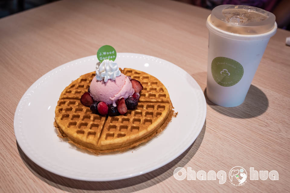 彰化鹿港景點〡卷木森活館〡全台唯一木皮板觀光工廠, 卷木森林探險趣, 循線闖關拿好禮, 多款好看又實用的創意小物, 特色親子景點