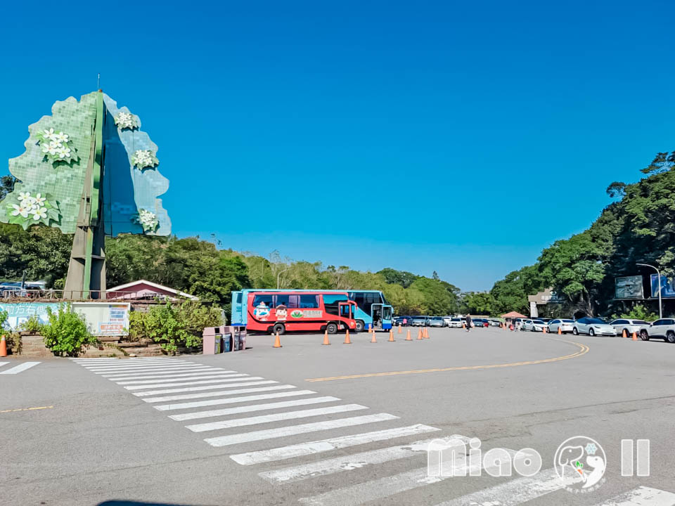苗栗三義景點〡西湖渡假村〡浪漫的凡爾賽花園, 侏儸紀恐龍世界冒險, 十二生肖雕塑花園, 泡泡歡樂世界, 親子探索樂趣多