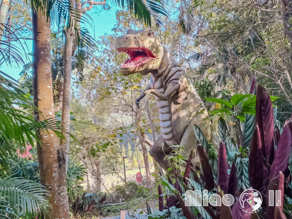 苗栗三義景點〡西湖渡假村〡浪漫的凡爾賽花園, 侏儸紀恐龍世界冒險, 十二生肖雕塑花園, 泡泡歡樂世界, 親子探索樂趣多