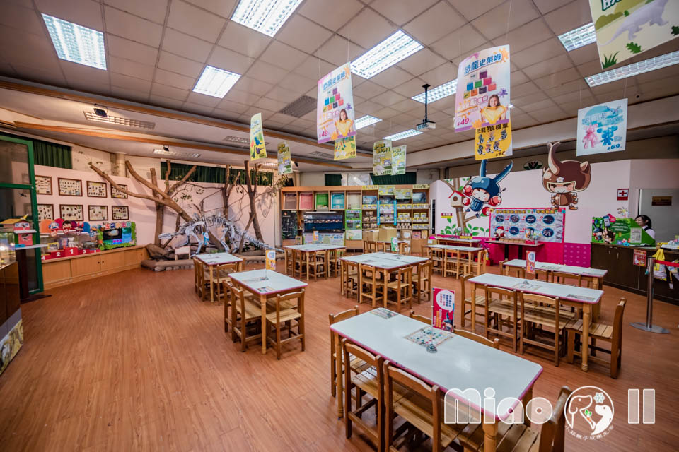 苗栗三義景點〡西湖渡假村〡浪漫的凡爾賽花園, 侏儸紀恐龍世界冒險, 十二生肖雕塑花園, 泡泡歡樂世界, 親子探索樂趣多