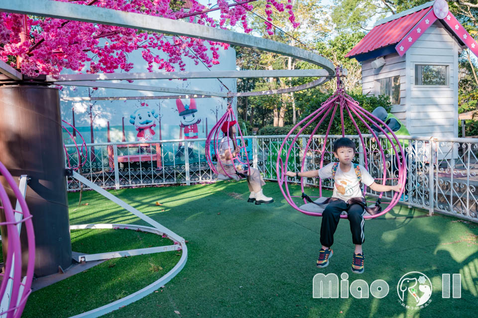 苗栗三義景點〡西湖渡假村〡浪漫的凡爾賽花園, 侏儸紀恐龍世界冒險, 十二生肖雕塑花園, 泡泡歡樂世界, 親子探索樂趣多