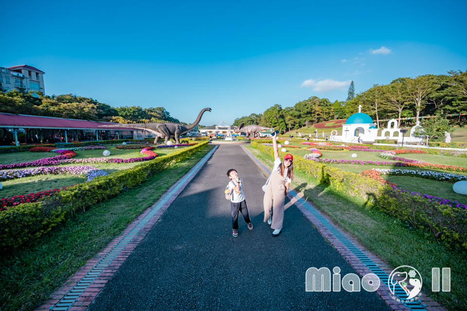 苗栗三義景點〡西湖渡假村〡浪漫的凡爾賽花園, 侏儸紀恐龍世界冒險, 十二生肖雕塑花園, 泡泡歡樂世界, 親子探索樂趣多
