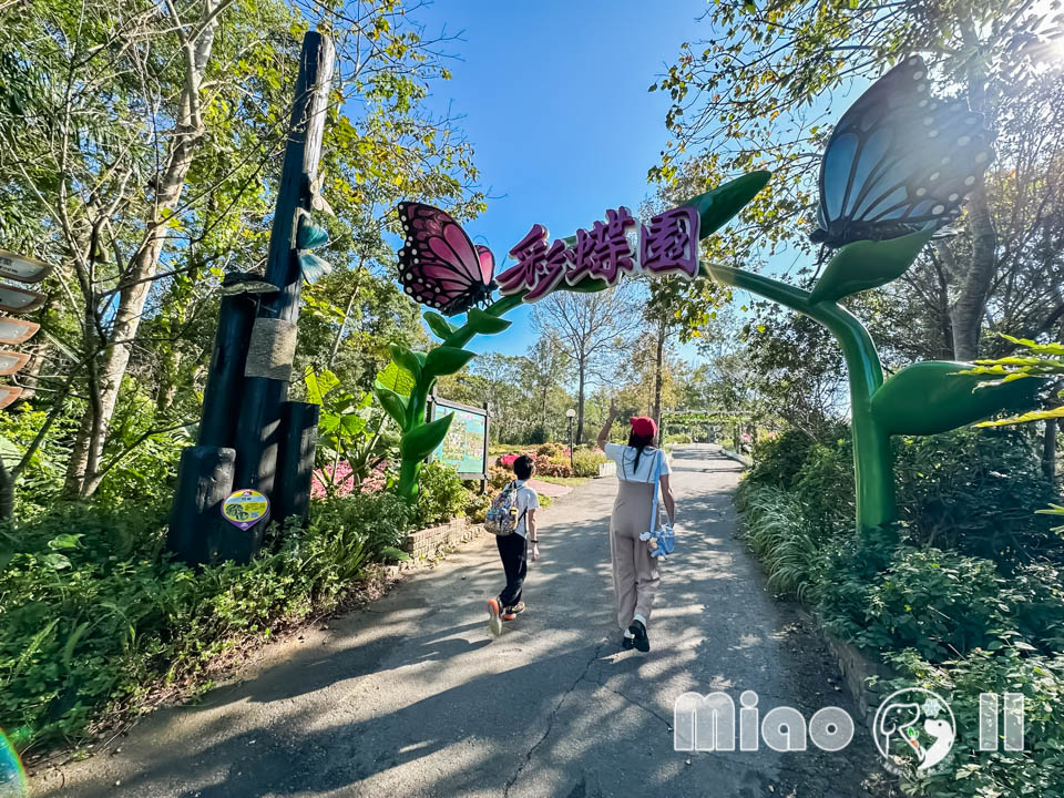 苗栗三義景點〡西湖渡假村〡浪漫的凡爾賽花園, 侏儸紀恐龍世界冒險, 十二生肖雕塑花園, 泡泡歡樂世界, 親子探索樂趣多