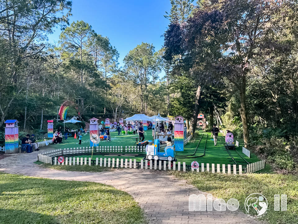苗栗三義景點〡西湖渡假村〡浪漫的凡爾賽花園, 侏儸紀恐龍世界冒險, 十二生肖雕塑花園, 泡泡歡樂世界, 親子探索樂趣多