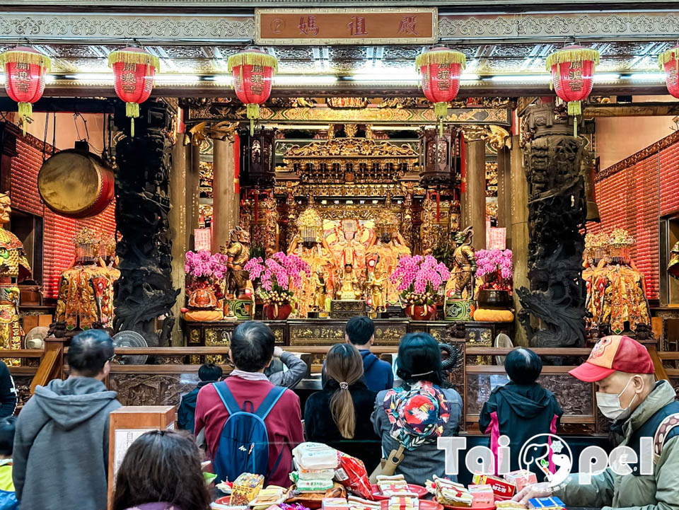 台北北投景點〡關渡宮〡北部知名百年廟宇, 300年以上信仰中心, 必訪財神洞古佛洞, 靈山公園賞夕陽, 順遊關渡碼頭