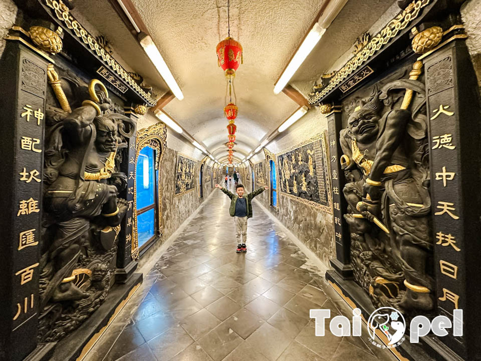 台北北投景點〡關渡宮〡北部知名百年廟宇, 300年以上信仰中心, 必訪財神洞古佛洞, 靈山公園賞夕陽, 順遊關渡碼頭