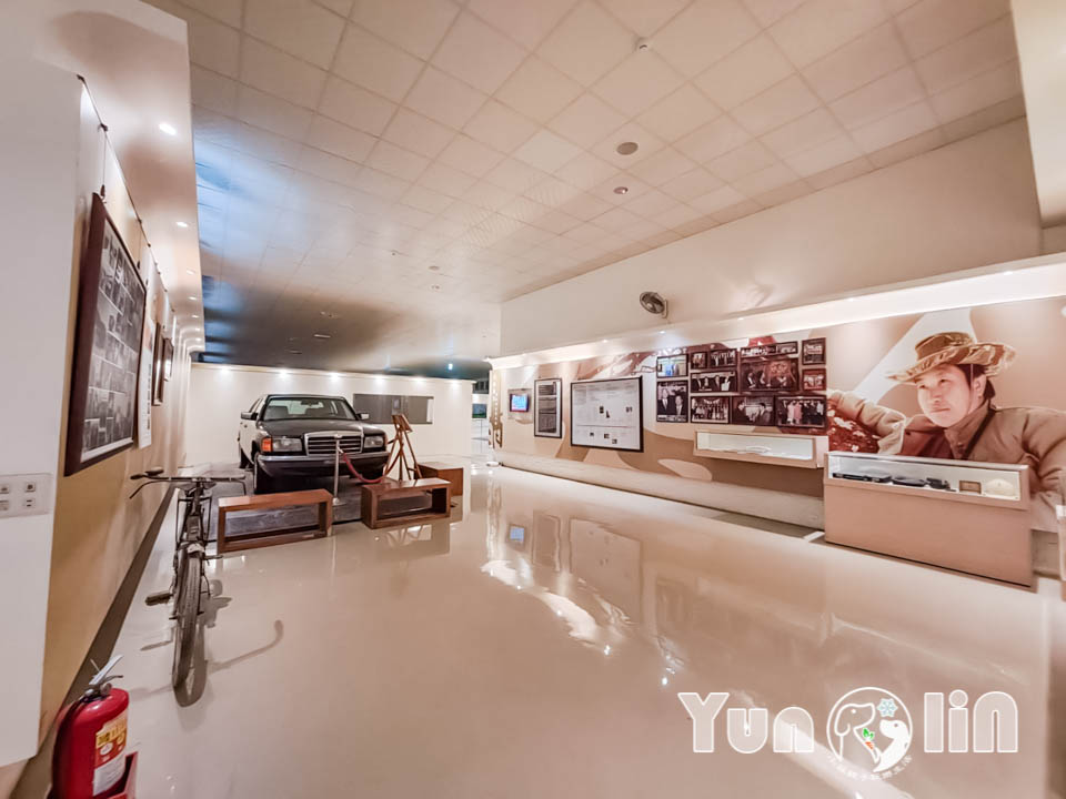 雲林古坑景點〡福祿壽觀光酒場〡品香走讀酒博物館, 欣賞奇裝異服造型酒瓶, 福祿壽酒吧免費試飲, 酒後不開車安全有保障