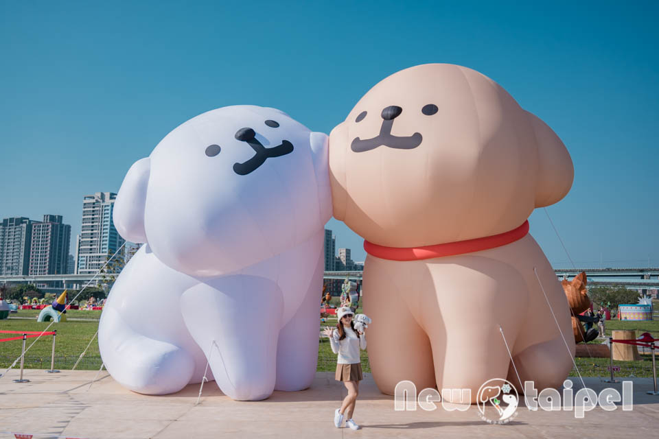 DSC_5658 新北三重景點〡2026新北燈會〡勁馬奔騰 新北Hi Light, 16大主題燈區馬力全開, 萬馬奔騰馬上開運, 線條小狗可愛爆擊, 12項互動體驗親子同樂, 近170攤美食市集異國市集