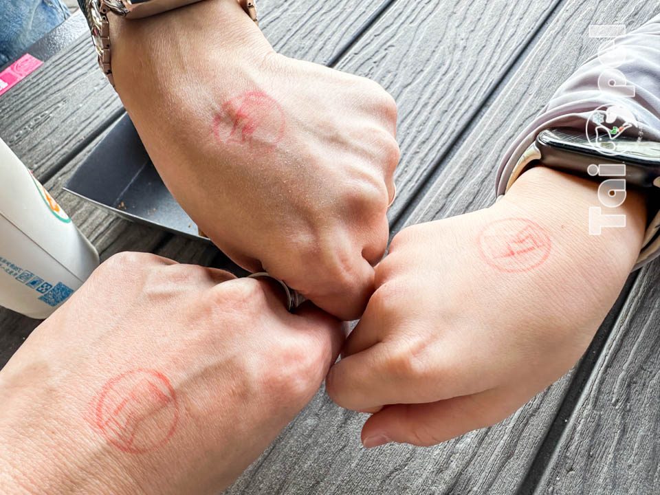 IMG_2192 台北北投景點〡關渡恐龍樂園〡關渡探險樂園之恐龍大復活, 2026不龍錯過的冒險, 70隻恐龍擬真上線,化身訓龍師帥一波, 體驗餵恐龍的震撼教育, 4項恐龍互動體驗